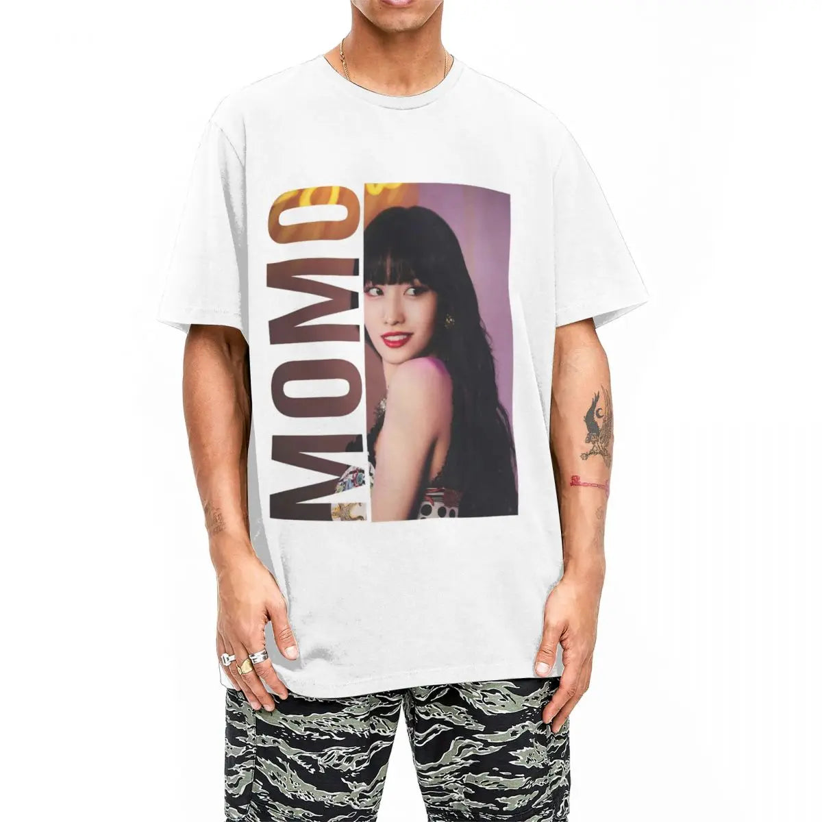 MOMO Portrait Tee